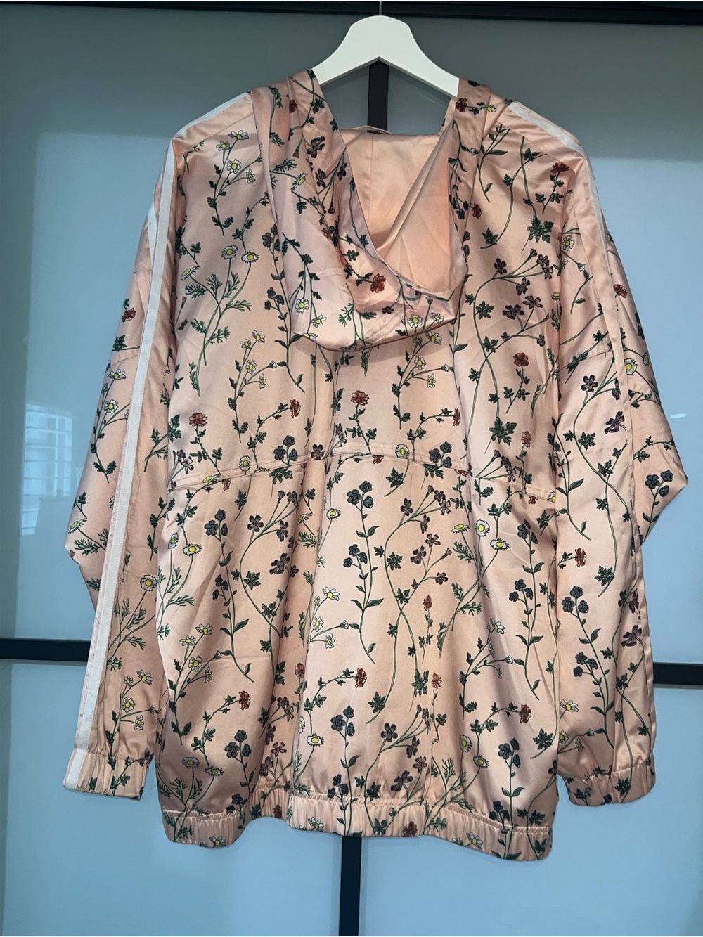 Adidas Originals DN9090 Floral Oversized Anorak Windbreaker Hoodie M - Picture 3 of 9